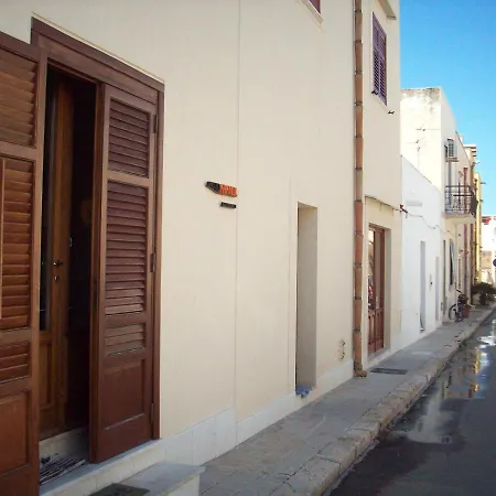 Angolo Arancio Bed & Breakfast *